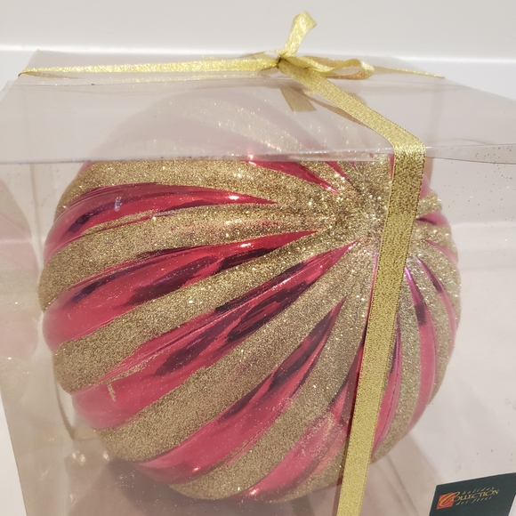 Traditions brand new Large metallic red and sparkly gold 8inch diameter … - Picture 4 of 5